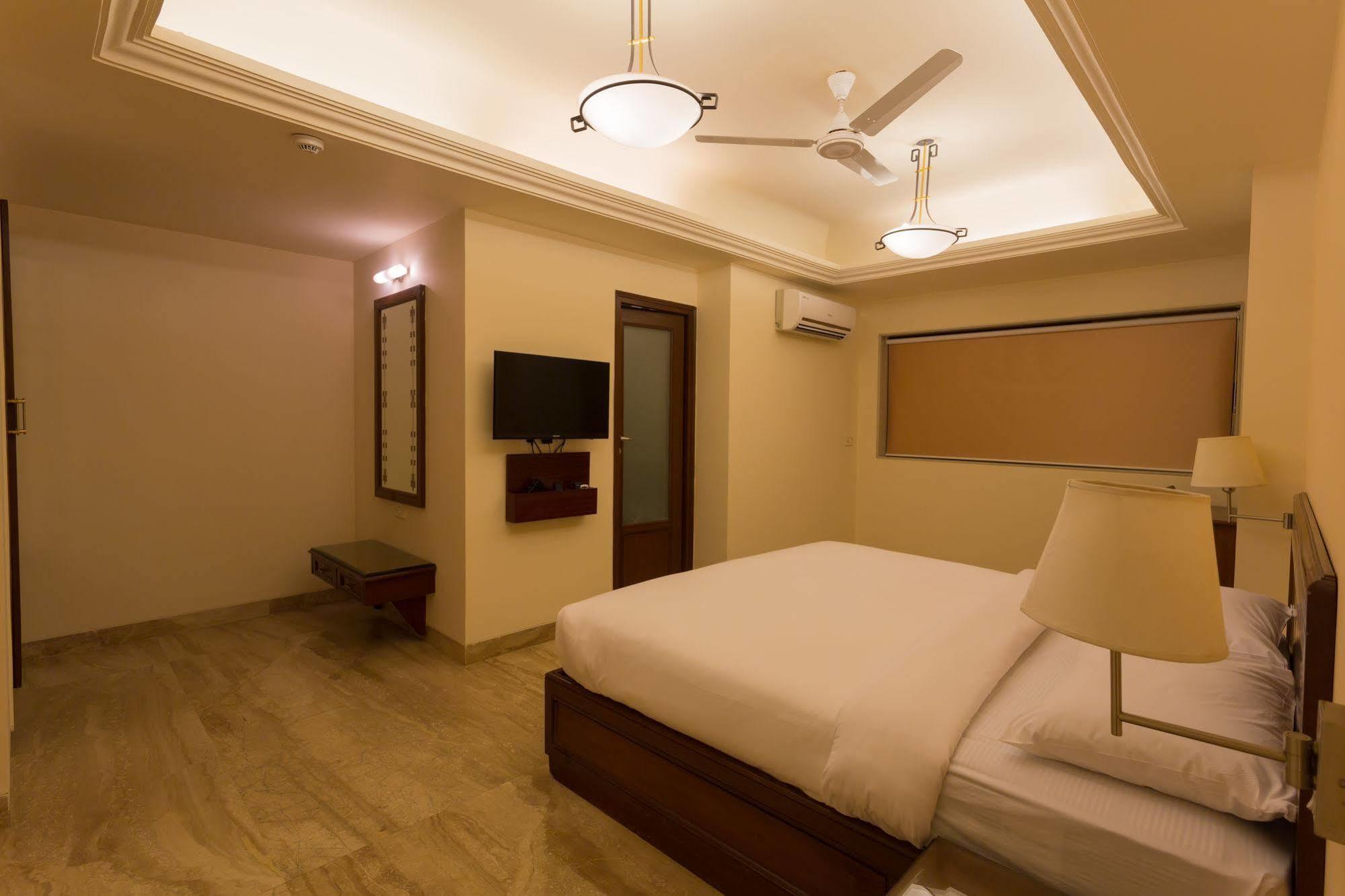 Thane Exterior foto